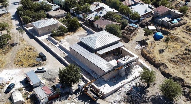 Elazığ'daki 800 yıllık cami eski görkemine kavuşuyor