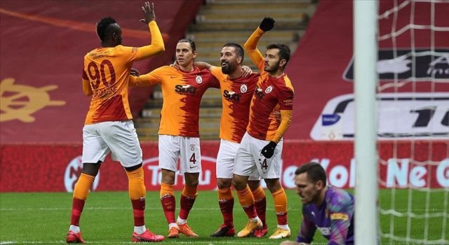 Galatasaray zirvenin ortağı oldu