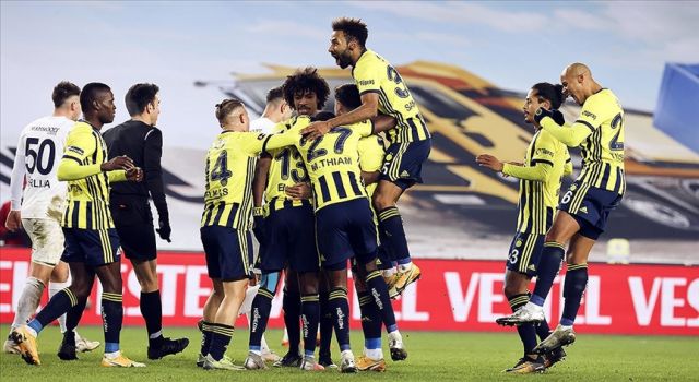 Fenerbahçe galibiyet serisini sürdürdü