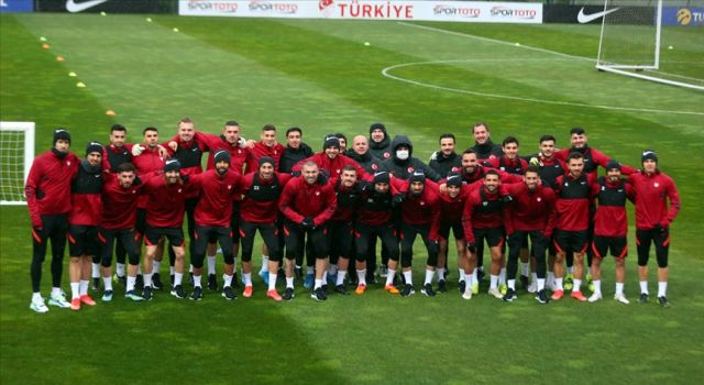 A Milli Futbol Takımı'nda Dünya Kupası Elemeleri hazırlıkları başladı