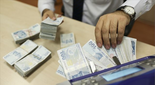 Bankacılık sektörü kredi hacmi geçen hafta 3,7 trilyon liraya yükseldi