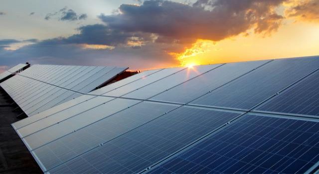 Enerji santrallerinde 'hibrit' düzenlemesi güneş sektörünü hareketlendirecek