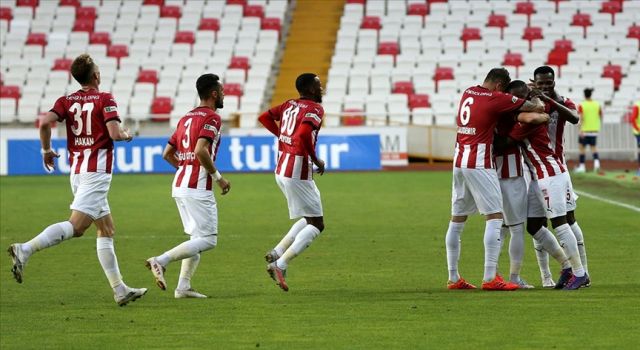 Sivasspor'un UEFA Avrupa Konferans Ligi'ndeki rakibi Petrocub oldu