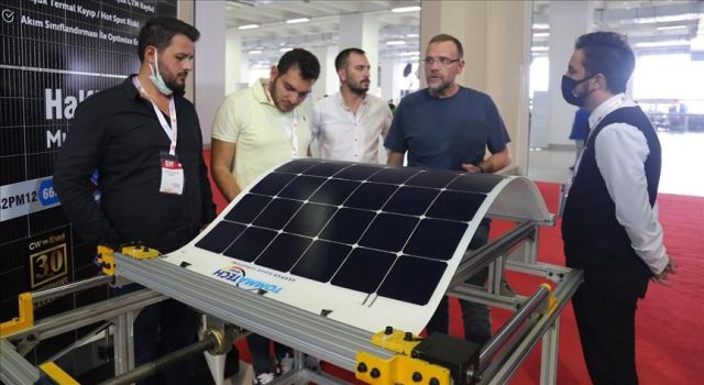 CW Enerji'nin yeni nesil esnek güneş paneli yüksek verimlilik değerleriyle öne çıkıyor