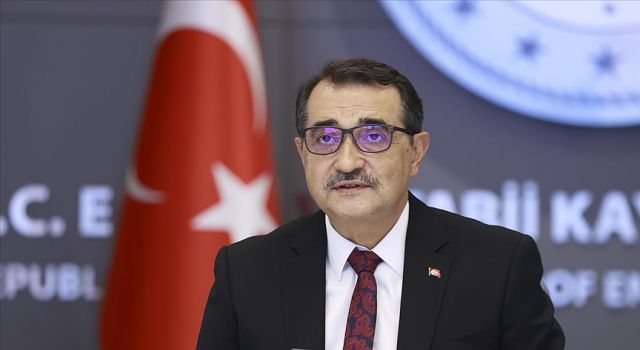 Bakan Dönmez: Bu yılki keşiflerle yaklaşık 60 milyon varil petrol eşdeğeri rezerv ülkemize kazandırıldı