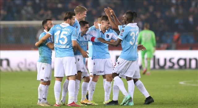 Trabzonspor namağlup lider olarak yoluna devam ediyor