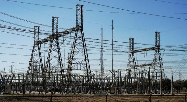 Sanayide elektrik kesintisi sona erdi, gazda kısıtlama yüzde 20’ye çekiliyor
