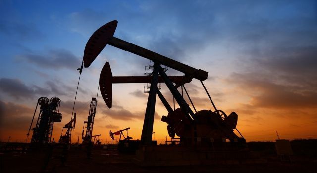 ABD’nin ham petrol stokları beklentilerin üzerinde arttı