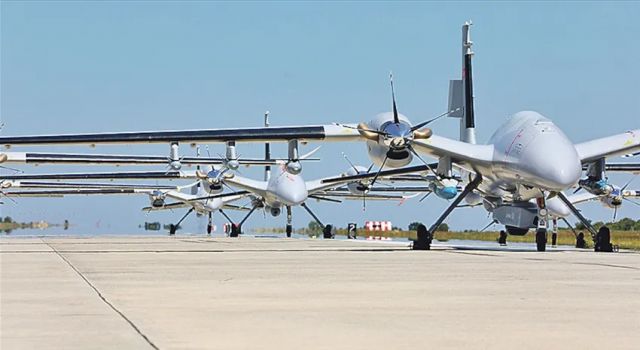 Baykar, Dünya'nın en büyük savunma fuarında