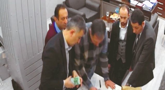 CHP parayı elden vermek istedi