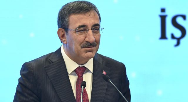 Çalışma Bakanlığımızın emeklilerle ilgili yaptığı çalışmalar var