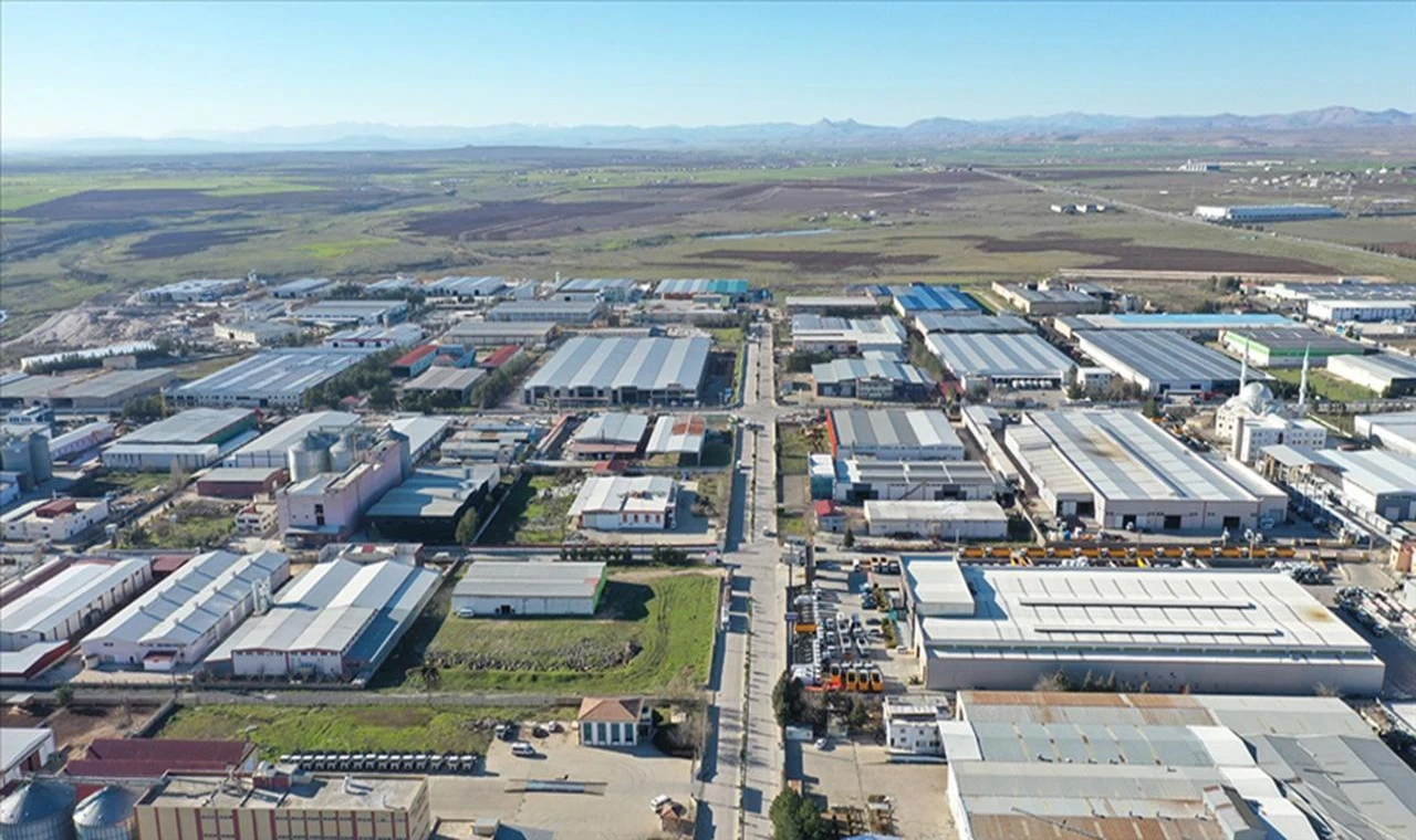 OSB'lerde çalışan sayısını 2,7 milyona yükseldi