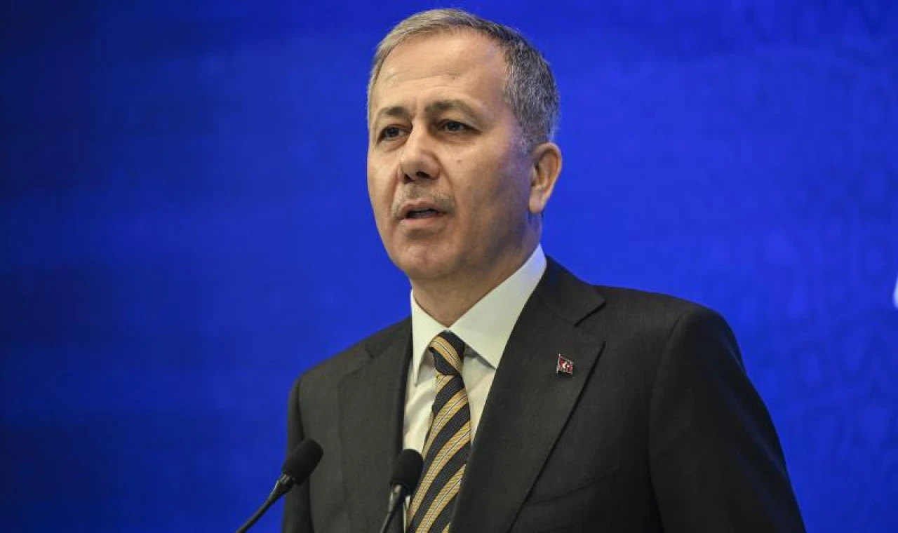 Halkı sokağa dökmeye çalışmak açıkça hukuka meydan okumaktır