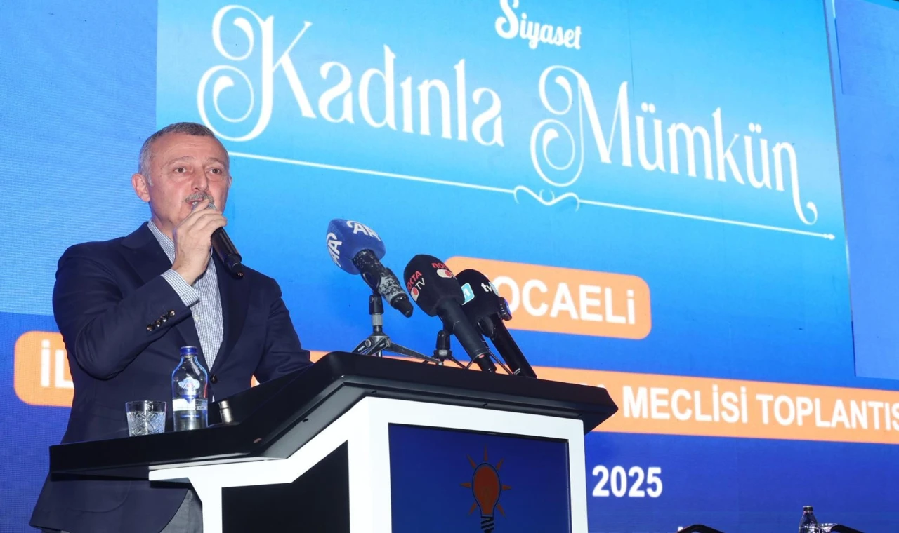 Acı günde siyaset yapmayın