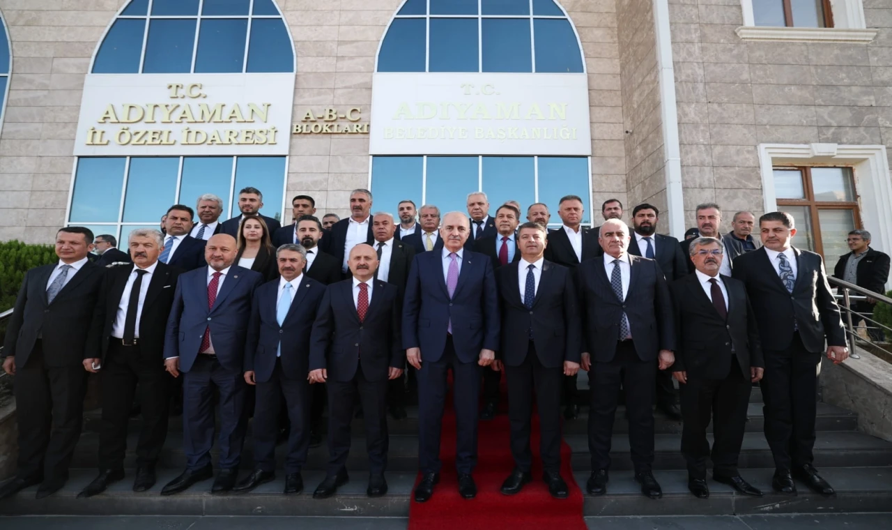 Kurtulmuş’tan Adıyaman’da  Valilik ve belediye ziyareti
