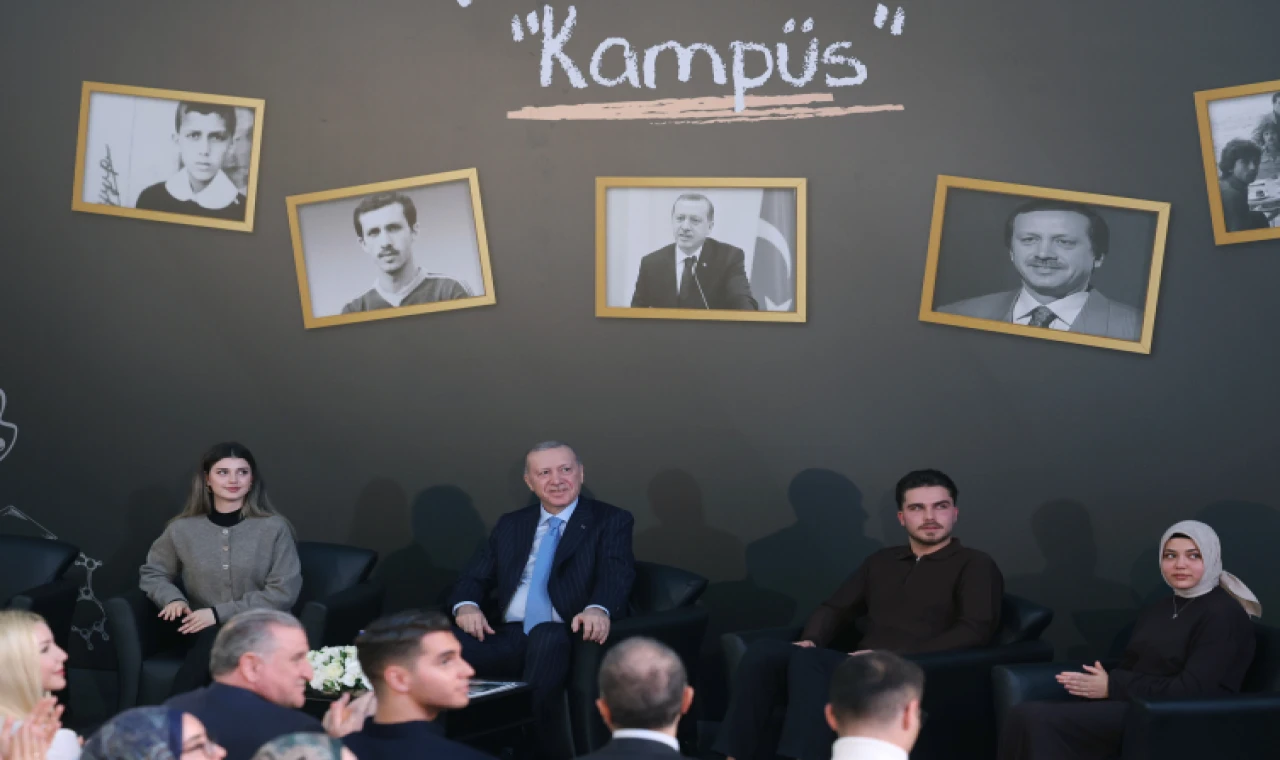 Cumhurbaşkanı Erdoğan: Hep gençlerle omuz omuza yürüdük