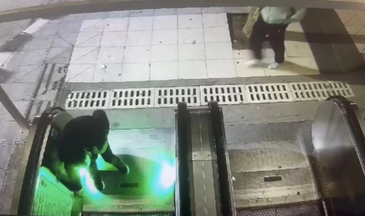 Manisa’da vandallık hem görüntülendi, hem de raporlandı!