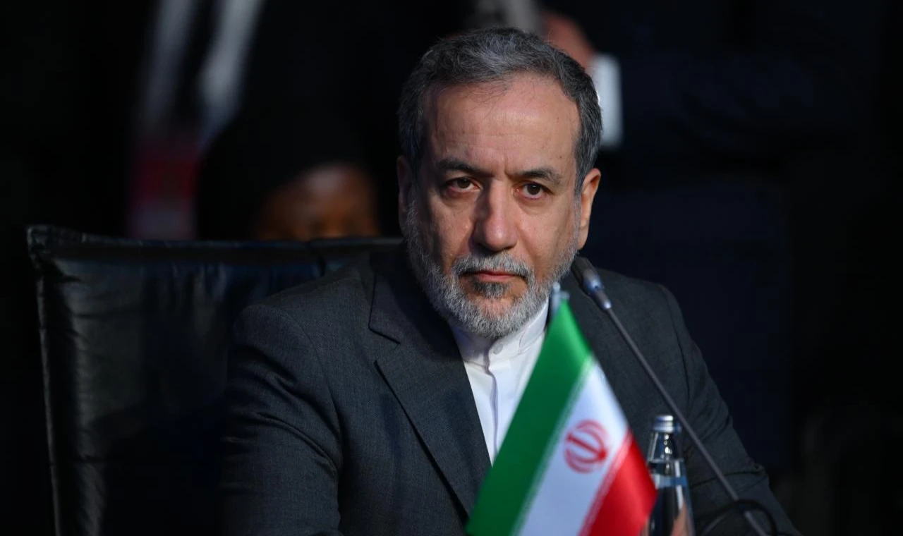 Trump eğlenmek istediği için insanlar öldürülüyor