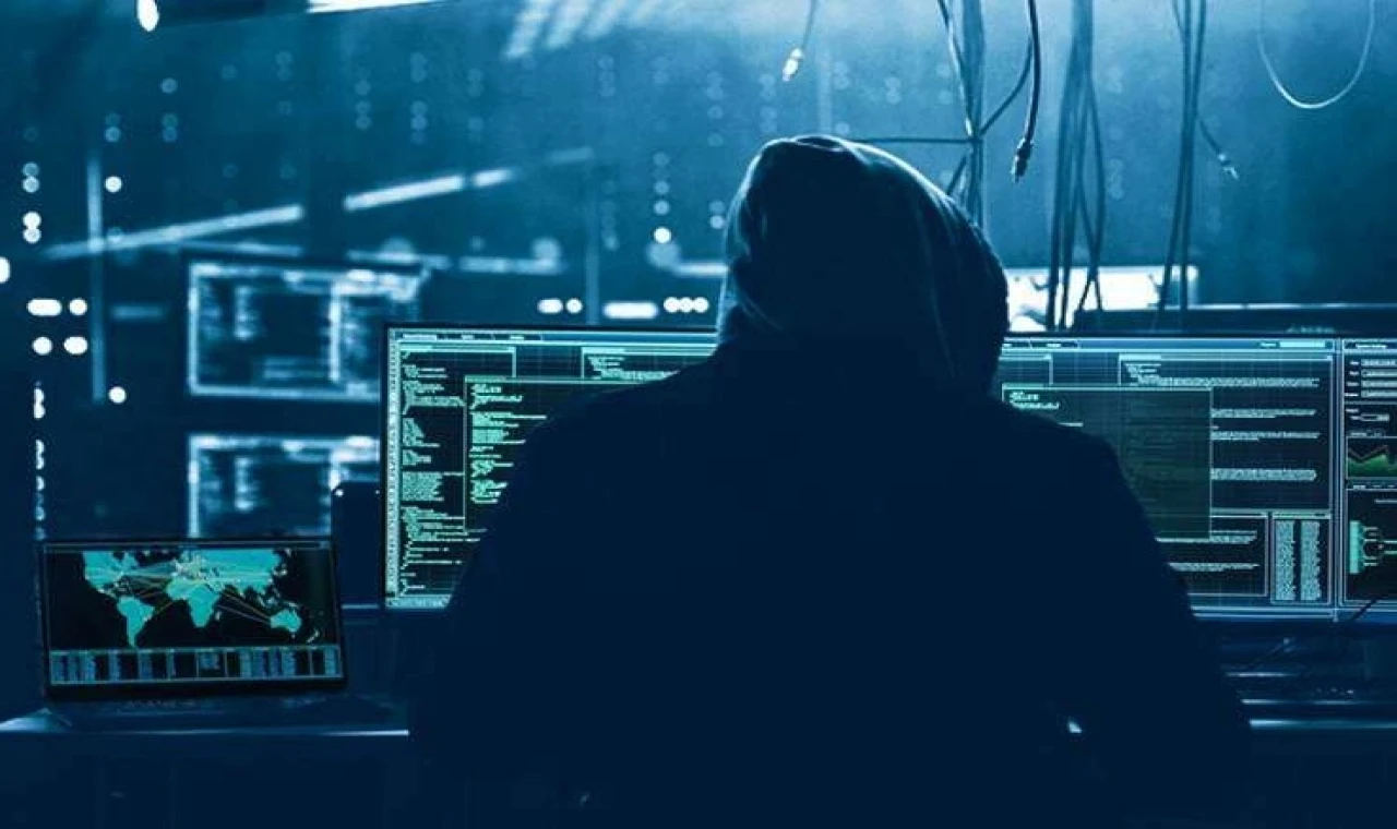 Sivas’ta okullara saldırı iddiası paylaşan öğrenciye gözaltı!