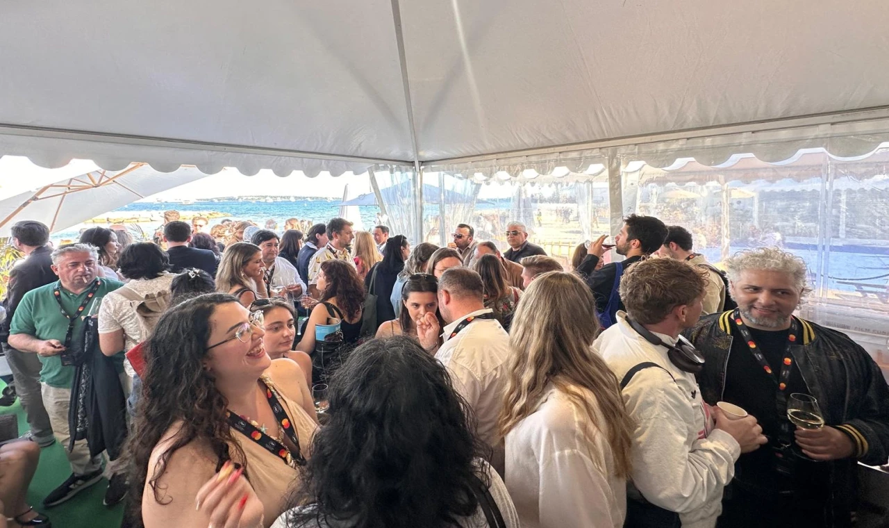 Türkiye standına Cannes’da yoğun ilgi