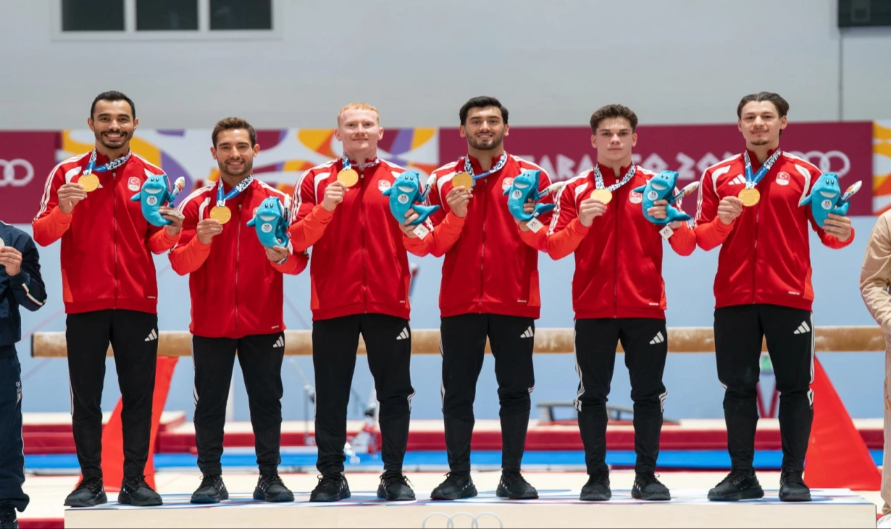 Altın madalyalı sporcudan Başkan Tugay’a ziyaret