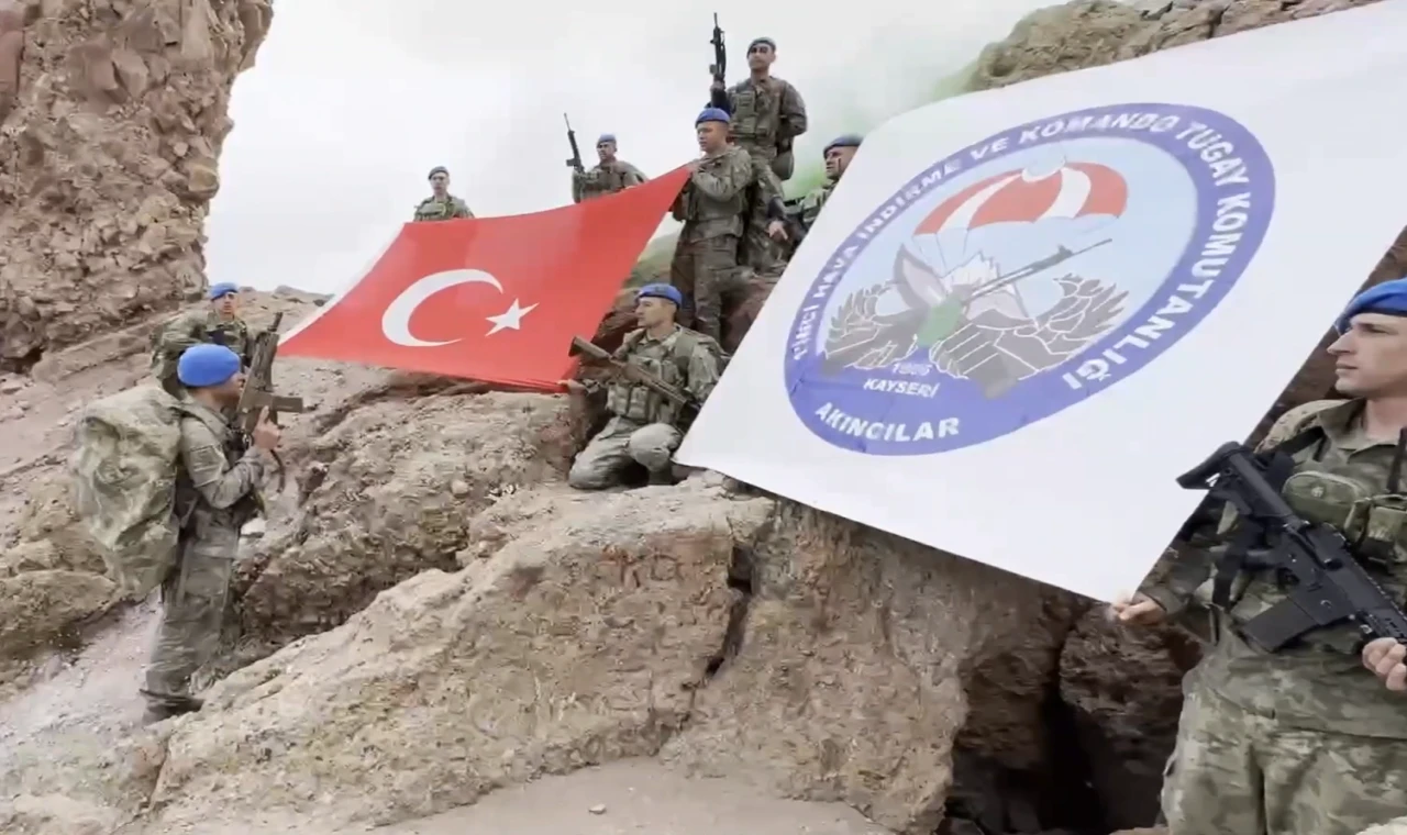 Kahraman komandolar Erciyes’te...