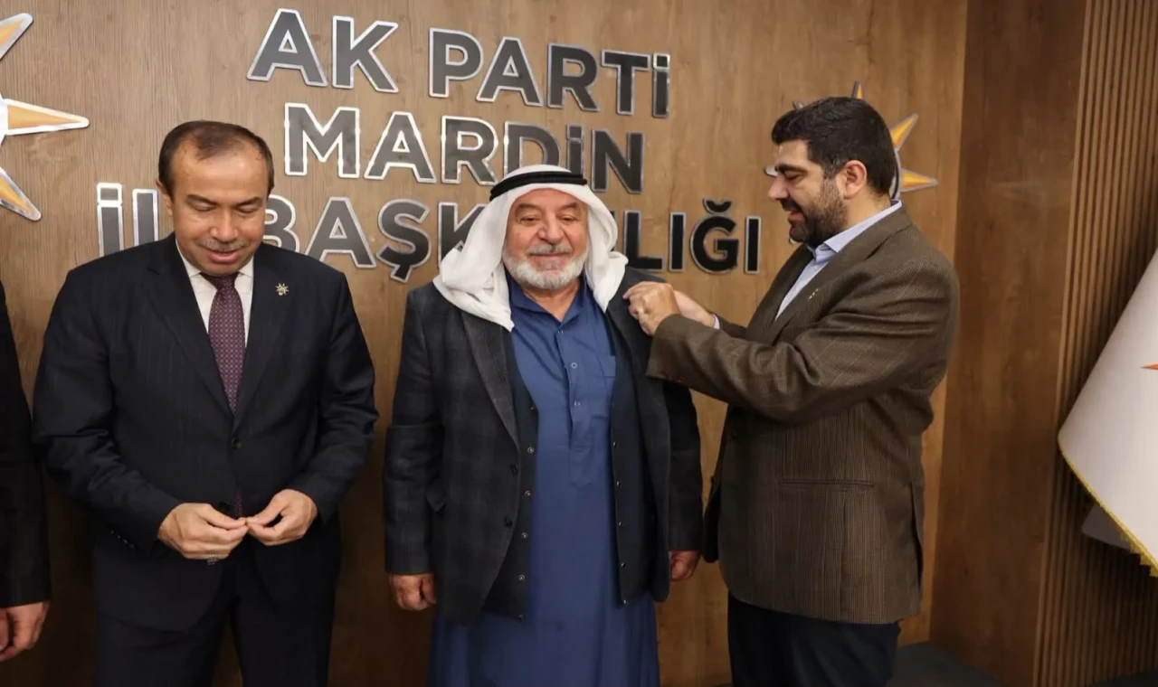 AK Parti Mardin’de yeni katılımlarla büyüyor