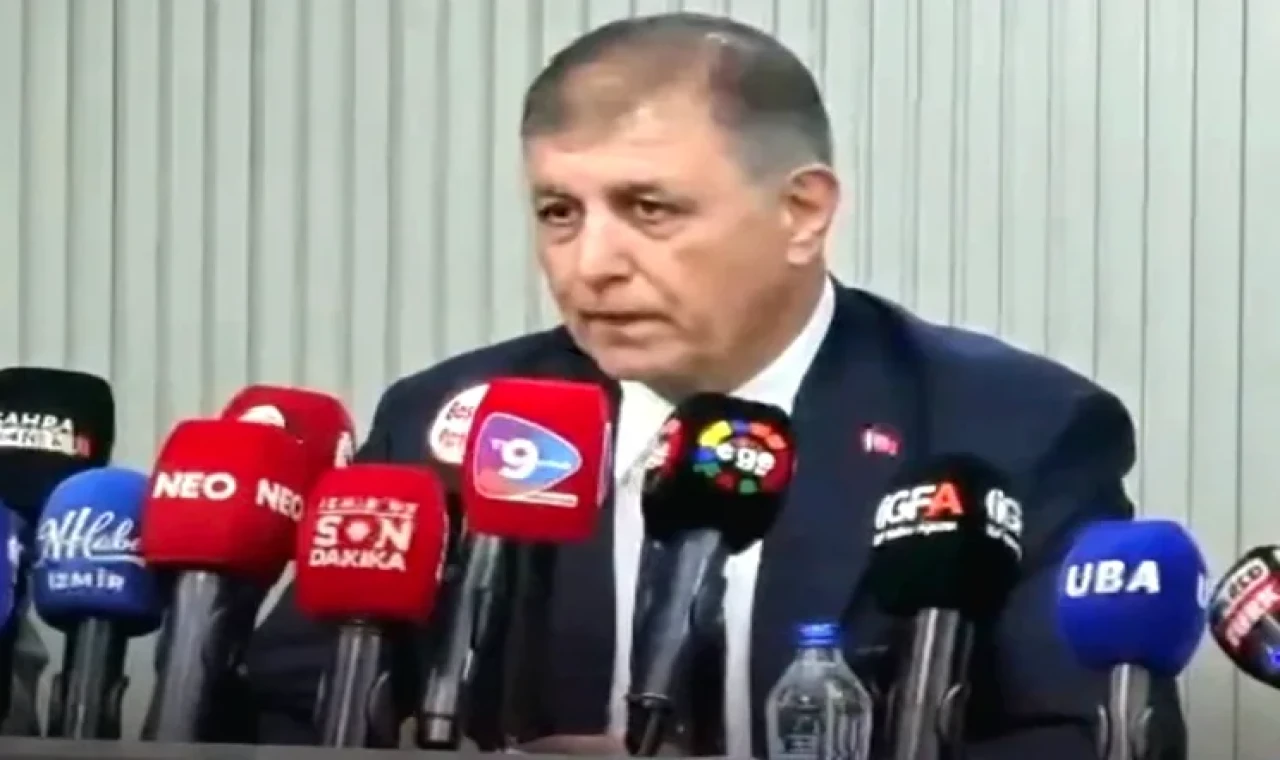 Başkan Tugay’dan esnaf buluşmasında iki önemli mesaj