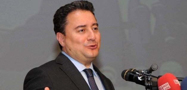 Babacan: Sapasağlam siyasi istikrar gerekiyor