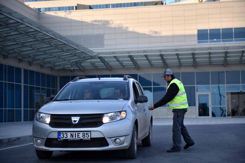 Mersin Şehir Hastanesi'nde vale hizmeti başladı