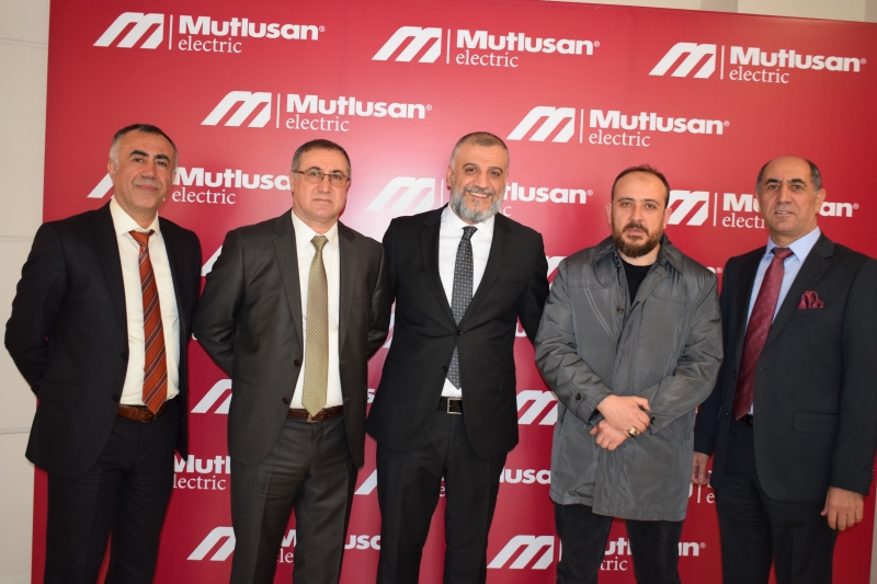 Mutlusan Elektrik, Şan Grup Elektrik firması Sayın Ayhan Şan ile birlikte Fabrika Gezi ve tanıtım toplantısı gerçekleştirdi