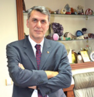 Kadem EKŞİ