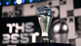 FIFA'nın en iyi oyuncu ödülünü Robert Lewandowski kazandı