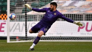 Newport County kalecisi Tom King'in attığı gol, Guinness Rekorlar Kitabı'na girdi