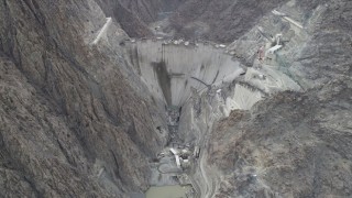 Yusufeli Barajı gövde inşaatında çalışmaların şubat sonu itibarıyla tamamlanması planlanıyor