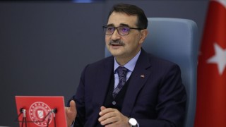 Bakan Dönmez: İki ayda devreye aldığımız kurulu gücün yüzde 96,4'ü yenilenebilir enerjiden