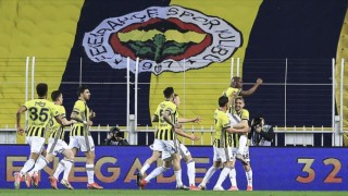 Fenerbahçe zirve çıkışını sürdürdü