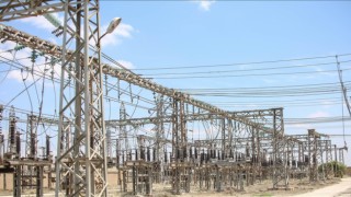 Türkiye'den sağlanan elektrik İdlib'i 6 yıl sonra aydınlatmaya başladı