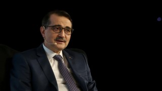 Bakan Dönmez: Karadeniz'de bu yıl yeni keşif kuyusu açılabilir
