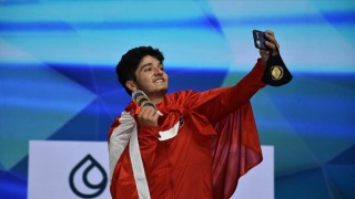 Dünya Gençler Halter Şampiyonası'nda milli sporcular 18 madalya kazandı