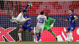 UEFA Şampiyonlar Ligi'nde sezonun en iyi golü Porto'dan Mehdi Taremi'nin röveşatası seçildi