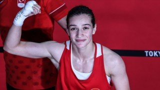 Çeyrek finale yükselen milli boksör Buse Naz Çakıroğlu: Altın madalya için buradayız