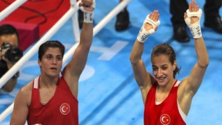 Buse Naz Çakıroğlu ve Busenaz Sürmeneli Tokyo'da finale yükseldi