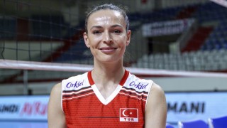 Milli voleybolcu Eda Erdem Dündar, Avrupa Şampiyonası'nda en iyiler arasına girdi