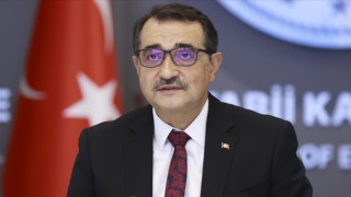 Bakan Dönmez: Ülkemizin uzun dönemli doğal gaz anlaşmalarının olması elimizi rahatlatan bir unsur