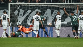 Beşiktaş, Sporting Lizbon'a farklı yenildi