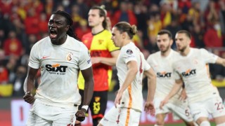 Göztepe'yi 3-2 mağlup eden Galatasaray, ligde 6 maç sonra kazandı