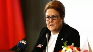 Aile Bakanı Çocuk Fenomenlerden Dert Yandı