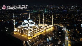 Alkanlar Elektrik Çamlıca'yı Aydınlatıyor