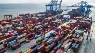 Türkiye komşularına 6 ayda 11,4 milyar dolarlık ihracat yaptı